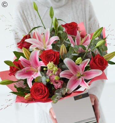 * Sweet Rose & Lily Hand Tied (Luxury)